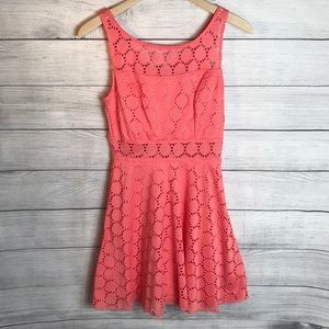 🌸Trixxi Pink Lace Mini Dress
